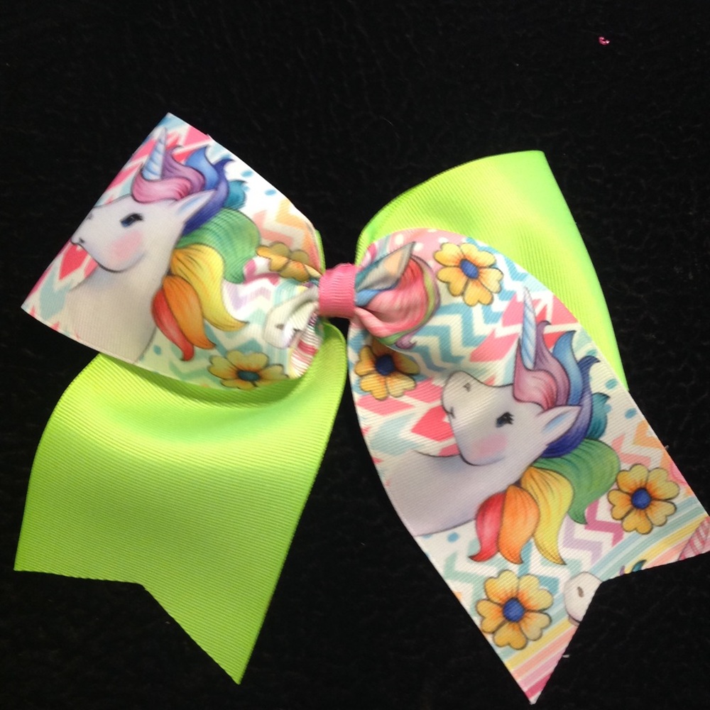 Hair bow